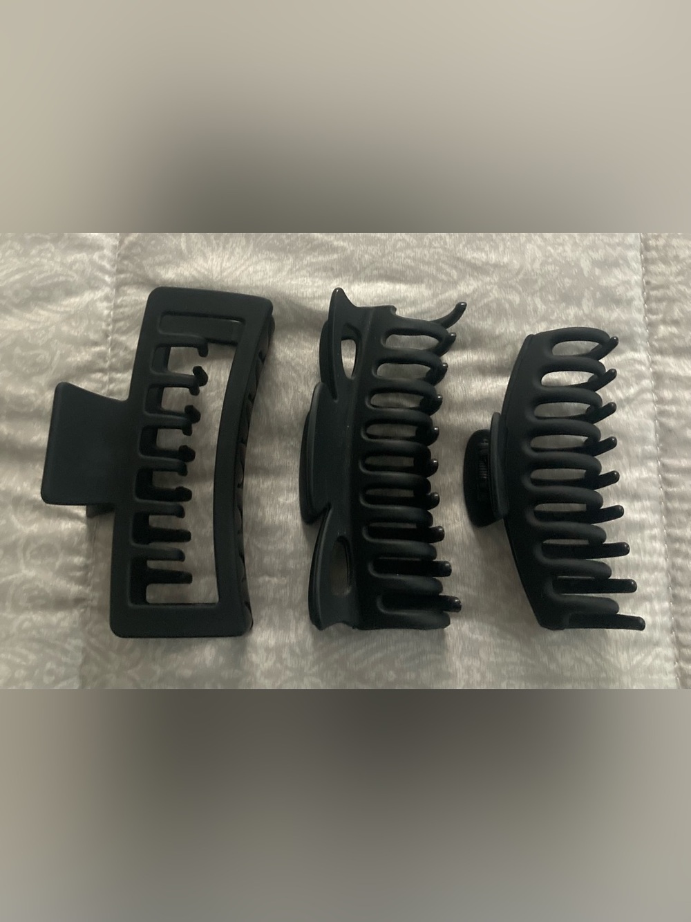 3 NWOT/Never Worn Matte Black Claw Hair Clips